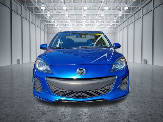 Used 2012 MAZDA MAZDA3 i Grand Touring w/ Tech Pkg FWD image 2