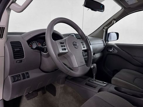 Used 2014 Nissan Frontier SV w/ SV Value Truck Package image 15