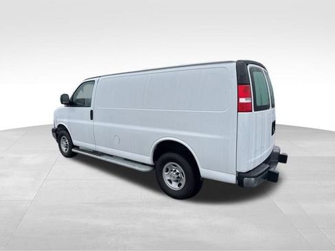 Used 2024 Chevrolet Express 2500 w/ Driver Convenience Package image 6