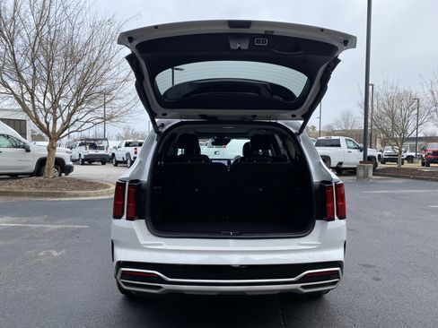 Used 2021 Kia Sorento SX image 11