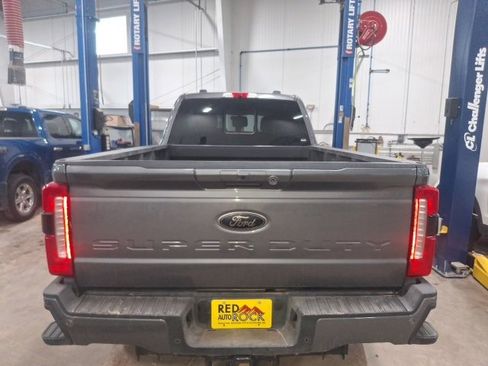 Used 2025 Ford F350 Lariat w/ Lariat Ultimate Package image 4