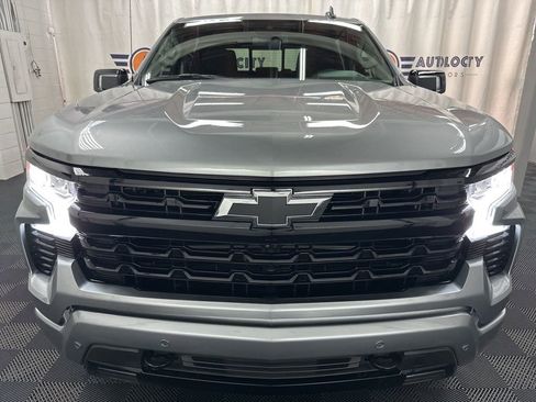 Used 2025 Chevrolet Silverado 1500 RST w/ Convenience Package II AWD/4WD image 3