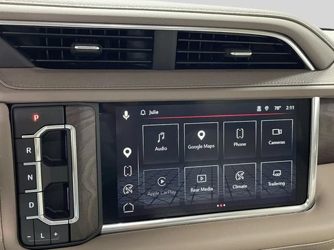 Used 2024 GMC Yukon Denali w/ Advanced Technology Package AWD/4WD image 17