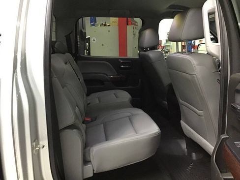 Used 2018 GMC Sierra 1500 SLT w/ SLT Premium Package AWD/4WD image 25