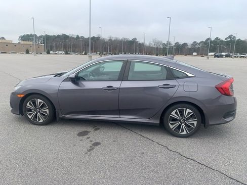 Used 2017 Honda Civic EX-L image 11