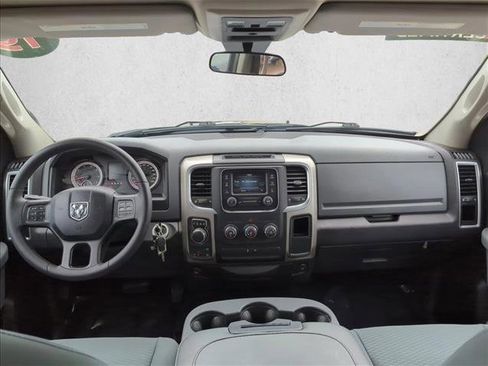 Used 2019 RAM 1500 Classic SLT AWD/4WD image 20
