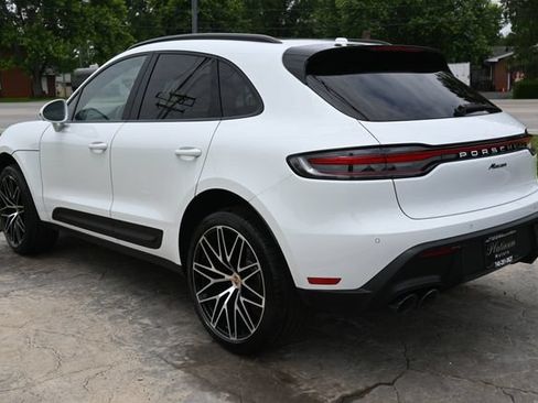 Used 2026 Porsche Macan AWD/4WD image 7