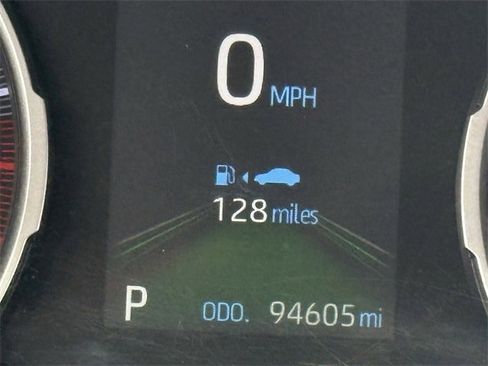 Used 2019 Toyota RAV4 LE w/ Carpet Mat Package image 16