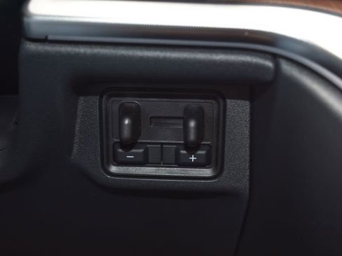 Used 2025 Ford Expedition King Ranch AWD/4WD image 23