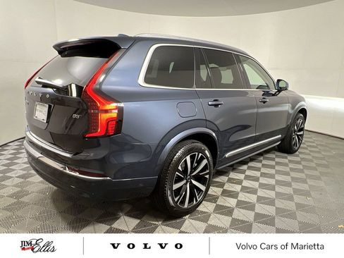 Used 2025 Volvo XC90 B5 Core w/ Protection Package Premier image 9