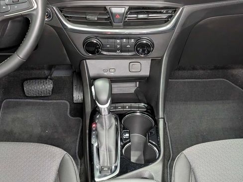 Used 2024 Buick Encore GX Preferred image 22