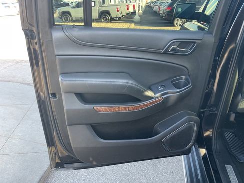 Used 2016 Chevrolet Suburban LTZ image 20