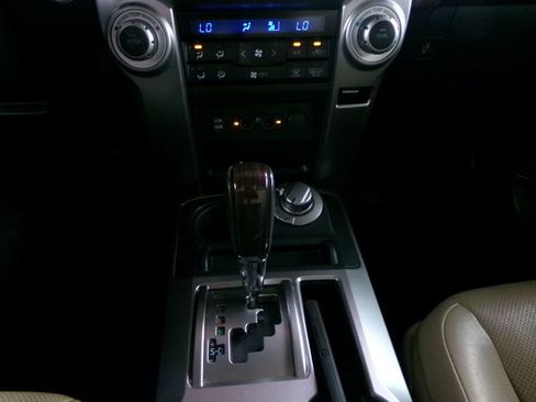 Used 2019 Toyota 4Runner Limited AWD/4WD image 17