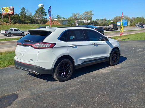 Used 2018 Ford Edge SEL image 5