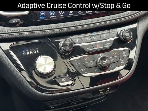 Used 2020 Chrysler Pacifica Limited w/ Quick Order Package 27H Red S image 12