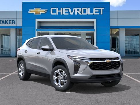 New 2026 Chevrolet Trax LS w/ LS Convenience Package FWD image 7