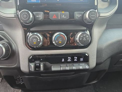 Used 2025 RAM 1500 Tradesman AWD/4WD image 17