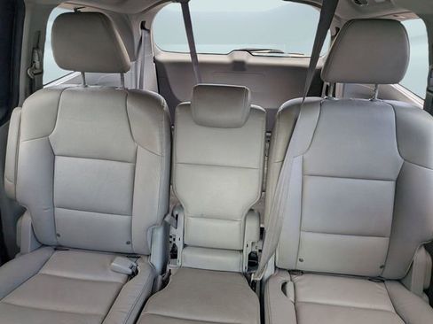 Used 2014 Honda Odyssey EX-L image 16