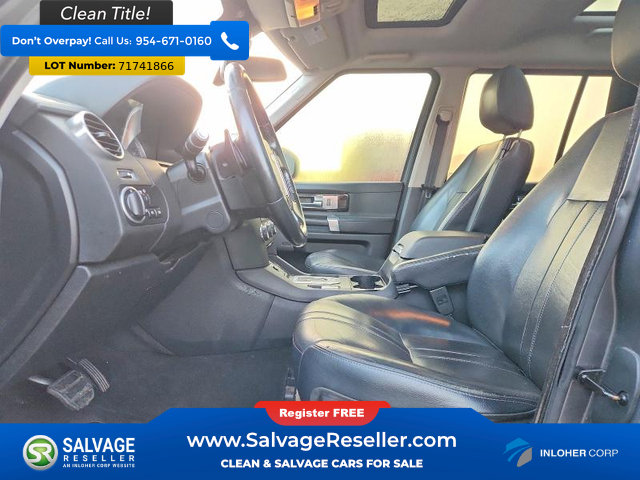 Used 2015 Land Rover LR4 HSE AWD/4WD image 9