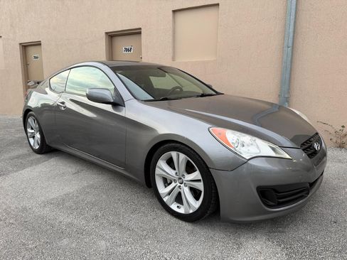 Used 2012 Hyundai Genesis 2.0T image 3