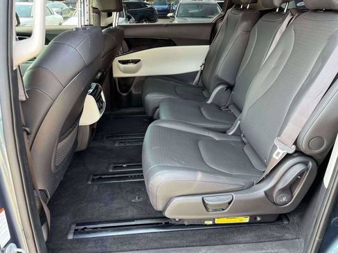 Used 2024 Kia Carnival SX Prestige FWD image 7