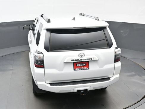 Used 2024 Toyota 4Runner SR5 RWD image 40