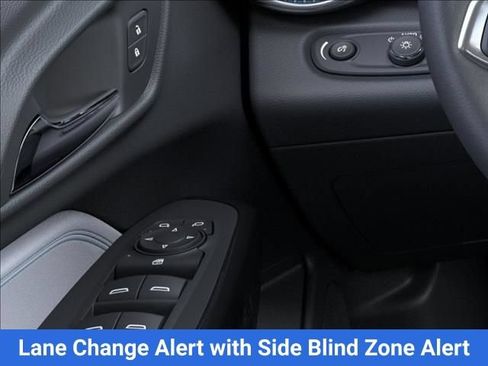 New 2026 Chevrolet Trax LT w/ Driver Confidence Package FWD image 25