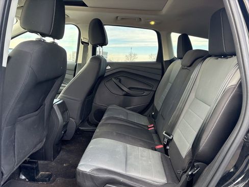 Used 2016 Ford Escape SE w/ SE Cold Weather Package image 15