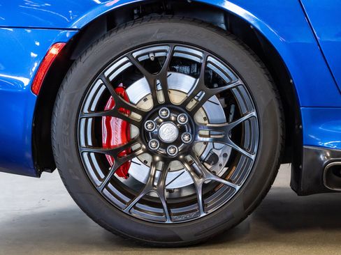 Used 2013 SRT Viper GTS w/ GTS Laguna Interior Pkg RWD image 12