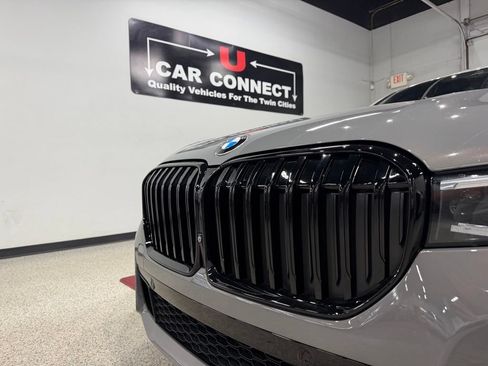 Used 2020 BMW 750i xDrive w/ Luxury Rear Seating Package AWD/4WD image 25