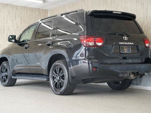 Used 2019 Toyota Sequoia TRD Sport w/ TRD Sport Premium Package RWD image 7