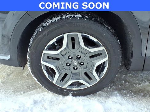 Used 2022 Hyundai Santa Fe Limited image 9