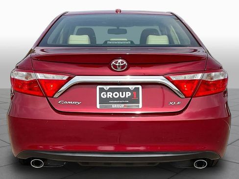 Used 2015 Toyota Camry XLE FWD image 5