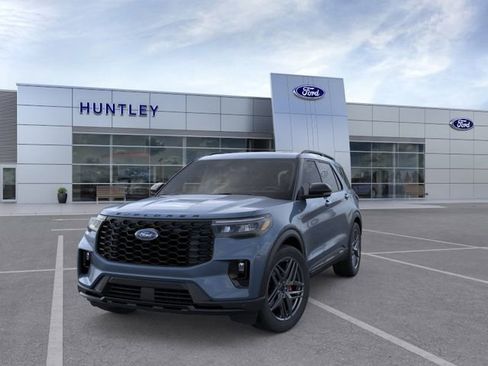 New 2026 Ford Explorer ST-Line w/ ST-Line Street Pack image 2
