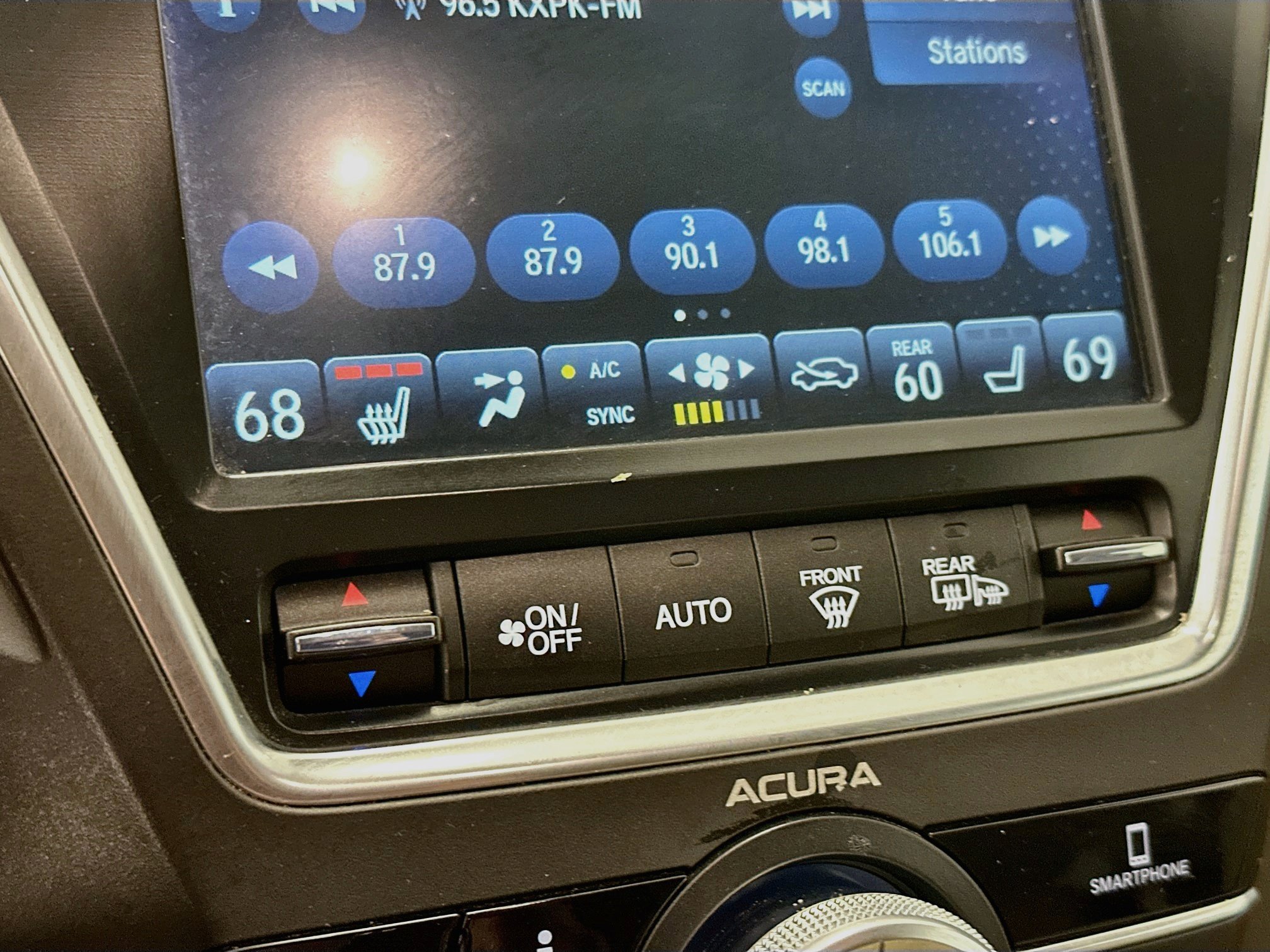 Used 2019 Acura MDX SH-AWD image 23