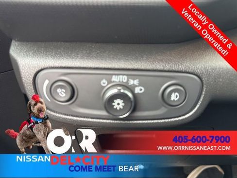 Used 2023 Chevrolet TrailBlazer LT FWD image 25