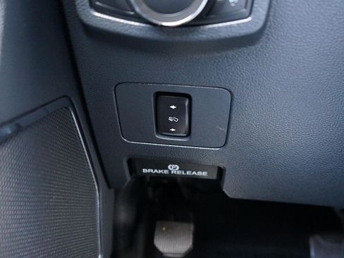 Used 2022 Ford F250 Lariat w/ FX4 Off-Road Package image 15