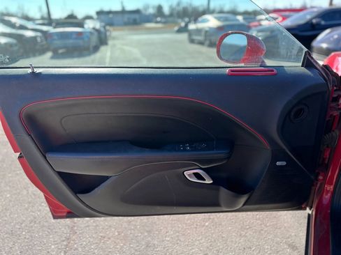 Used 2015 Dodge Challenger SXT Plus image 14