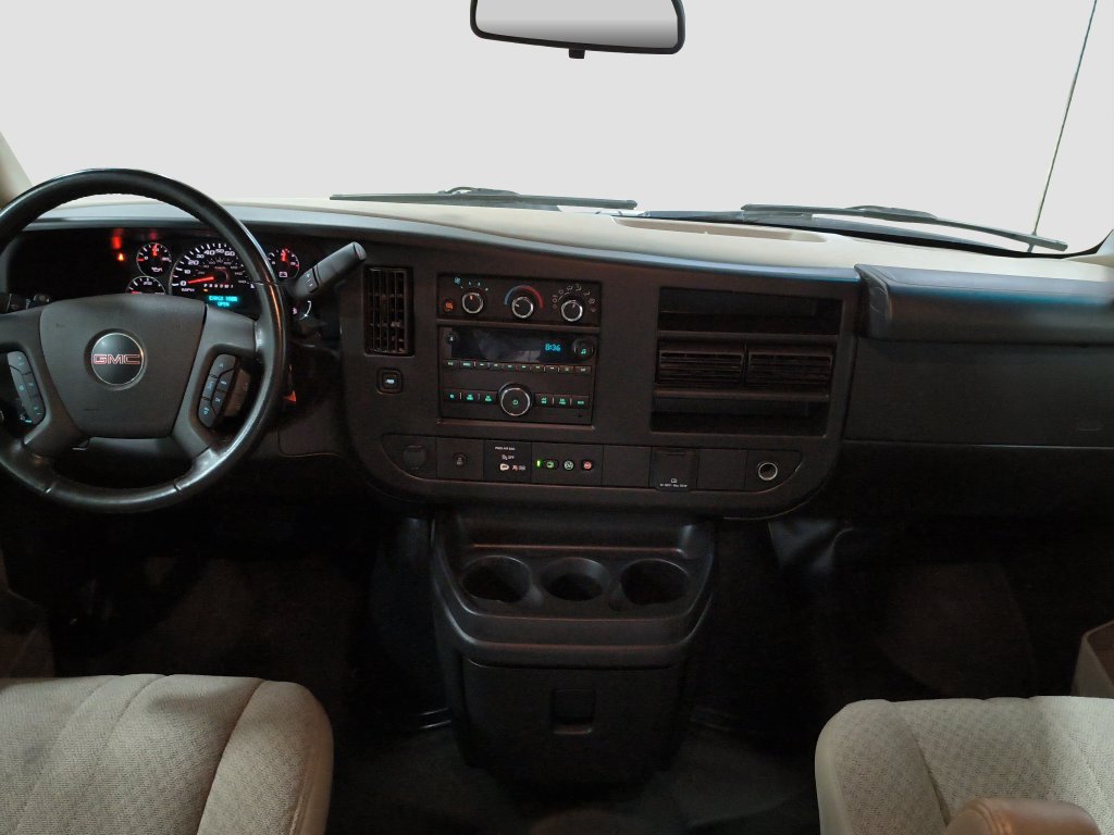 Used 2020 GMC Savana 3500 Extended w/ Driver Convenience Package RWD image 11