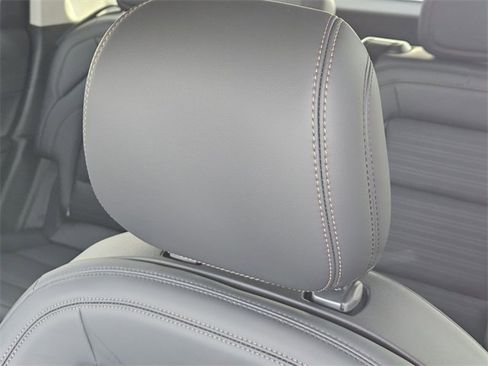 New 2026 Lincoln Nautilus Reserve w/ Jet Appearance Package image 14