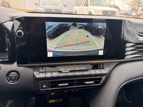 Certified 2025 Toyota Camry SE image 16