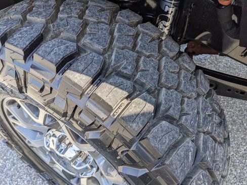 Used 2025 Ford F350 Lariat image 35