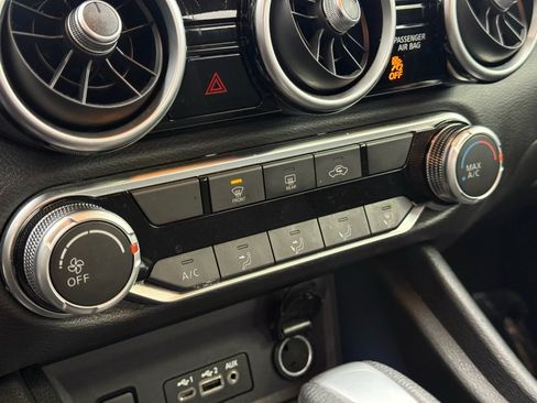 Used 2024 Nissan Sentra SV image 17