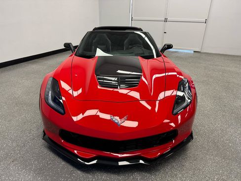 Used 2016 Chevrolet Corvette Z06 w/ 3LZ Preferred Equipment Group RWD image 2