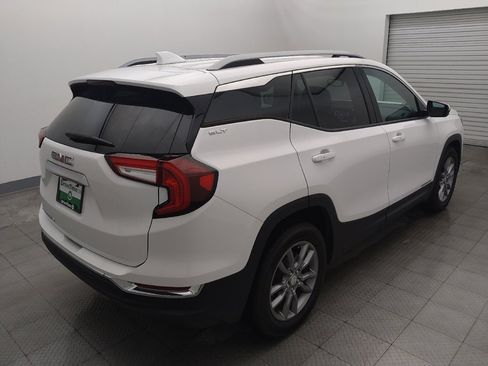 Used 2022 GMC Terrain SLT w/ Infotainment Package II FWD image 9