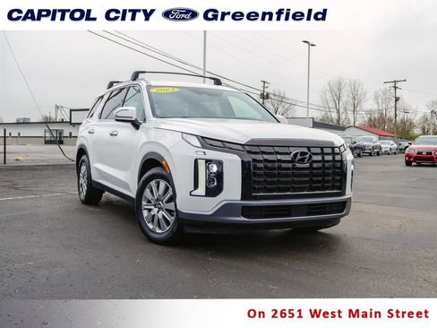 Used 2023 Hyundai Palisade SEL AWD/4WD image 1