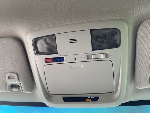 Used 2018 Subaru Outback 2.5i Premium image 27