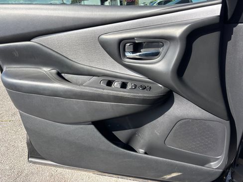 Used 2020 Nissan Murano S w/ Technology Package FWD image 8
