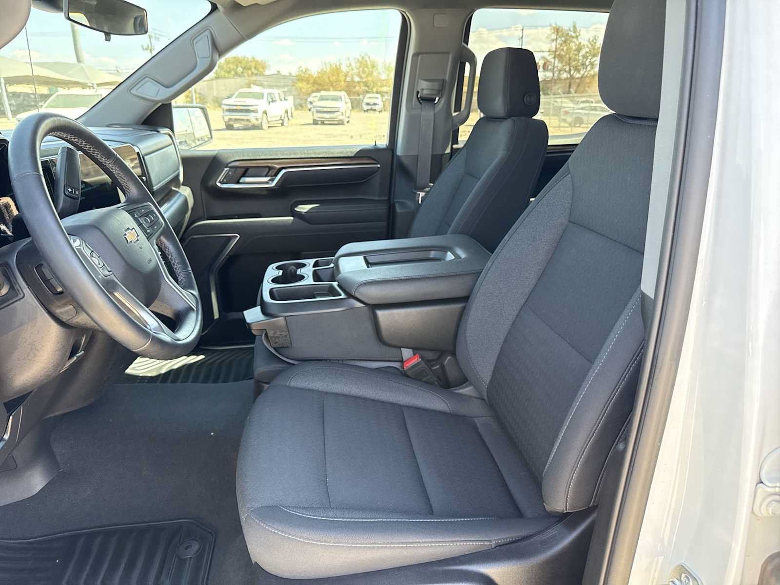 Used 2025 Chevrolet Silverado 1500 LT w/ Texas Edition Plus AWD/4WD image 17