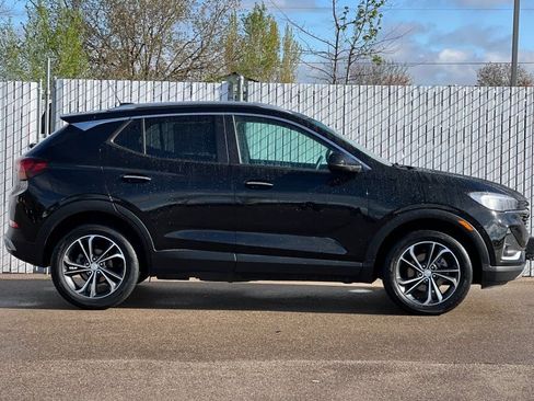 Used 2021 Buick Encore GX Select AWD/4WD image 3